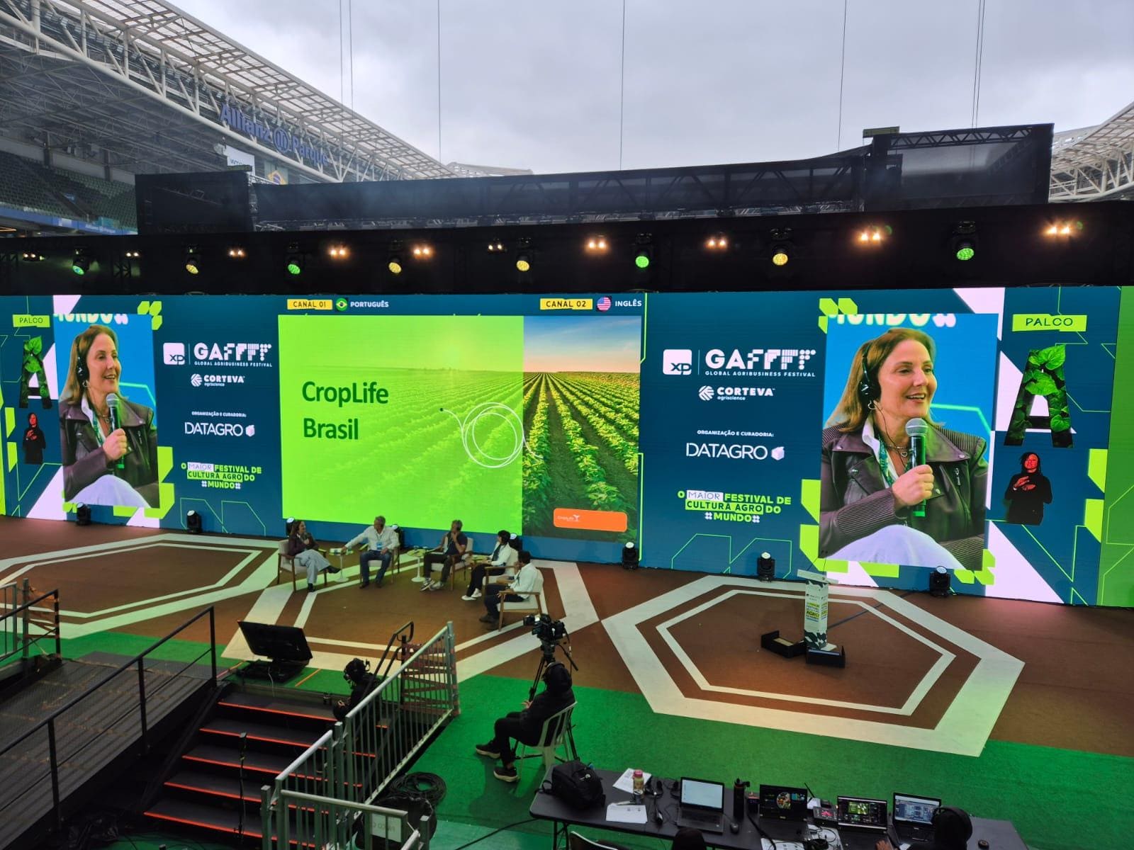Claudia Quaglierini representou a indústria de tecnologias agrícolas no painel