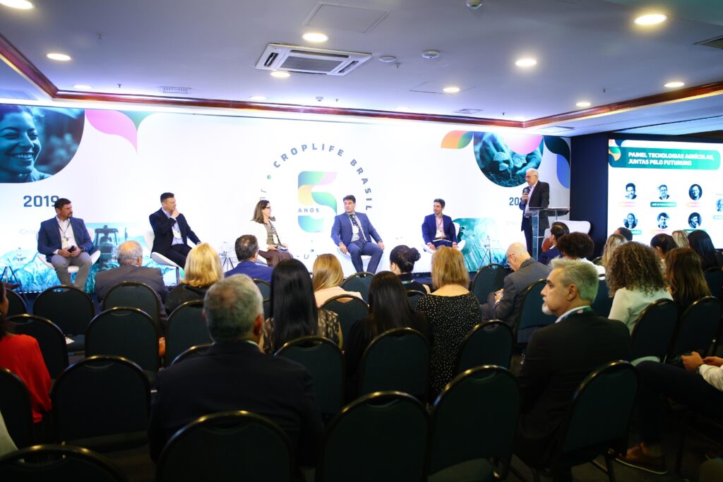 CropLife Brasil celebra 5 anos de entidade em evento para associados